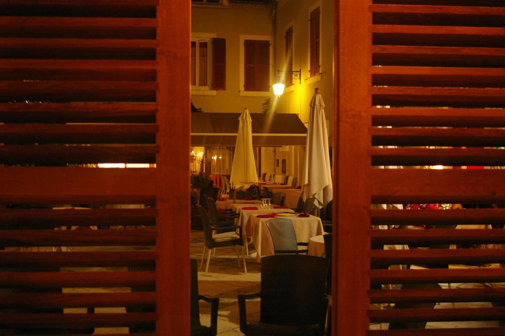 Logis Hotel Le Cheval Noir Argenton Sur Creuse Luaran gambar